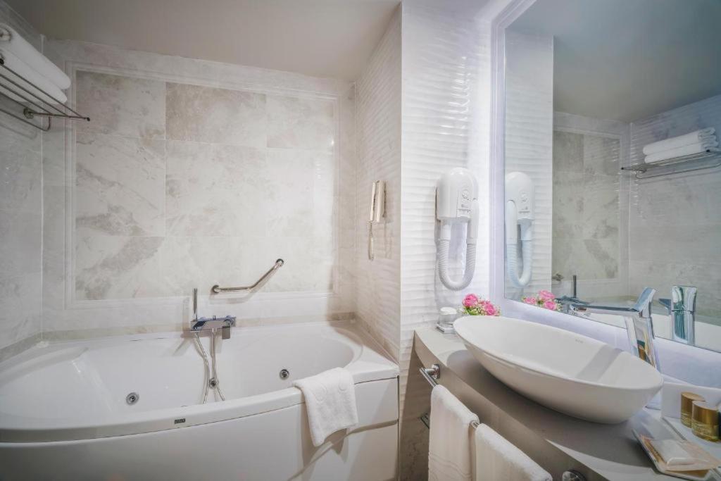 Concorde Luxury Resort & Casino & Convention & Spa Gazimağusa Dış mekan fotoğraf